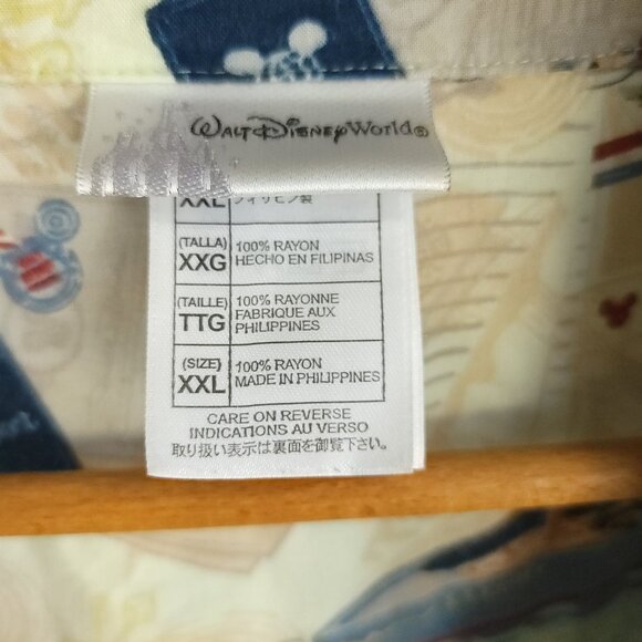 Walt Disney World Hawaiian Shirt Men's XXL Multicolor Mickey Mouse Friends Print - Picture 4 of 9